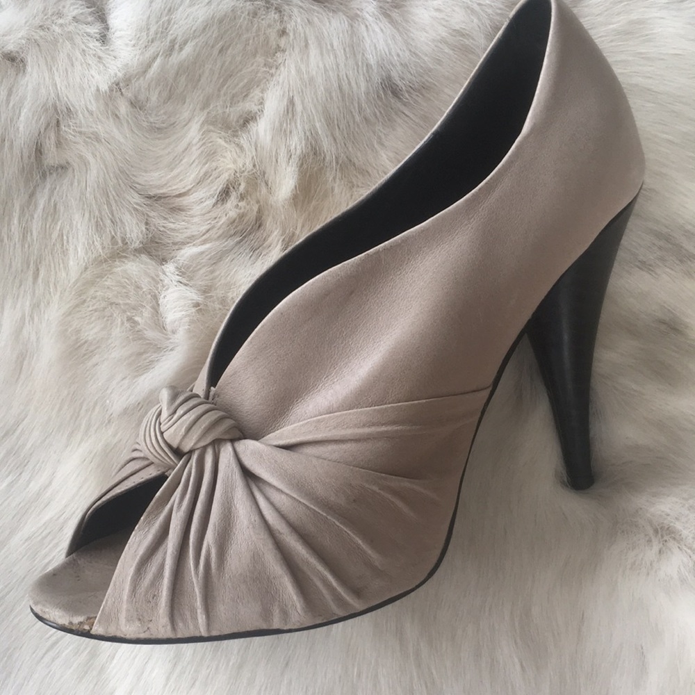 Open Toe Pump - Picture 3 of 4